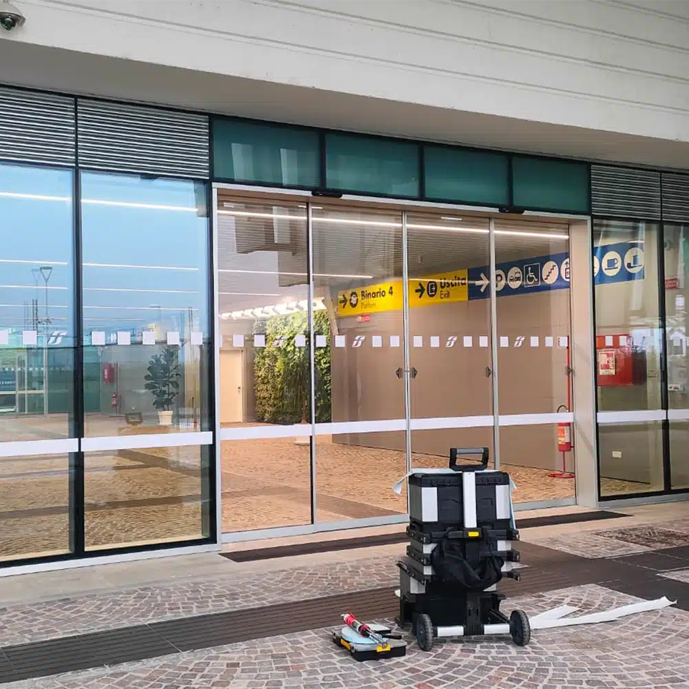 decorazione-vetrine-bowling-ravenna